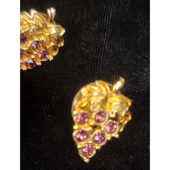 Vintage Avon Grape Cluster Rhinestone Earrings - Picture 13 of 14